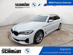 Alpinweiß uni Gebraucht 2022 BMW 530e Sport Line Kombi | 33.089 € (Guter Preis)