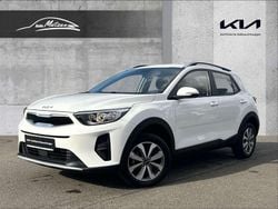 Ud) schneeweiss (weiss Gebraucht 2023 Kia Stonic Vision SUV | 16.777 € (Guter Preis)
