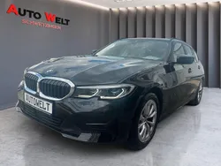 Schwarz Gebraucht 2020 BMW 320 Sport Line Kombi | 25.990 € (Fairer Preis)