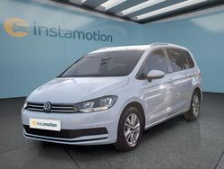 Weiß Gebraucht 2024 VW Touran Van / Kleinbus | 33.799 € (Fairer Preis)