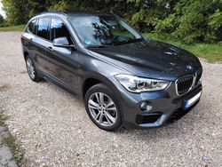 Grau Gebraucht 2019 BMW X1 Sport Line SUV | 23.800 € (Fairer Preis)