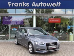 Grau Gebraucht 2013 Audi A3 Attraction Limousine | 13.990 € (Fairer Preis)