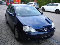 Blau Gebraucht 2006 VW Golf V Goal Limousine | 1.190 € (Superpreis)