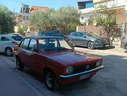 Rot Gebraucht 1978 Opel Kadett Limousine | 14.000 €