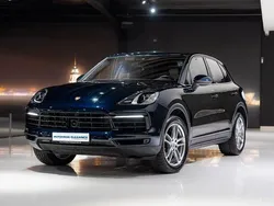 Blau Gebraucht 2018 Porsche Cayenne SUV | 54.980 € (Etwas zu teuer)