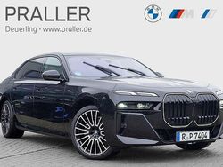 Saphirschwarz Gebraucht 2024 BMW 740 M Sport Limousine | 102.900 € (Fairer Preis)