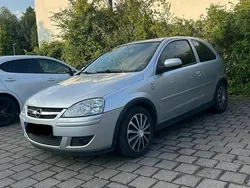 Silber Gebraucht 2005 Opel Corsa Kleinwagen | 790 € (Superpreis)