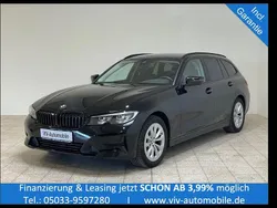 Schwarz Gebraucht 2022 BMW 320 Kombi | 24.890 € (Guter Preis)