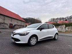 Weiß Gebraucht 2016 Renault Clio IV Kleinwagen | 6.400 €