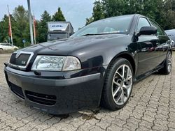 Schwarz Gebraucht 2001 Skoda Octavia RS Limousine | 4.890 € (Etwas zu teuer)