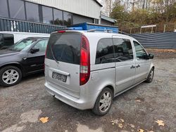 Grau Gebraucht 2003 Mercedes Vaneo Van / Kleinbus | 2.499 €