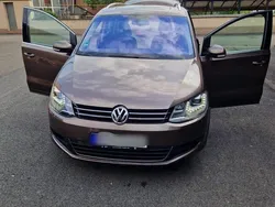 Braun Gebraucht 2011 VW Sharan Van / Kleinbus | 8.499 €