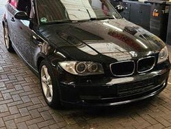 Schwarz Gebraucht 2007 BMW 118 Sport Line Kleinwagen | 2.900 € (Fairer Preis)