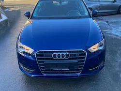 Scubablau metallic Gebraucht 2013 Audi A3 Sportback Attraction Limousine | 6.900 € (Guter Preis)