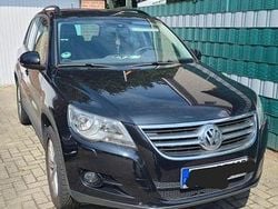 Schwarz Gebraucht 2011 VW Tiguan Trendline SUV | 6.000 € (Guter Preis)