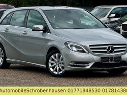 Silber Gebraucht 2012 Mercedes 200 Limousine | 9.999 € (Guter Preis)