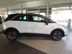 Weiss Gebraucht 2024 Opel Crossland X SUV | 23.989 € (Fairer Preis)