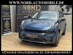 Blue / shiny black roof Gebraucht 2022 Lynk & Co 01 SUV | 22.890 € (Fairer Preis)