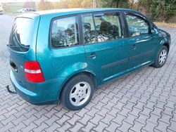 Blau Gebraucht 2003 VW Touran Van / Kleinbus | 1.550 € (Guter Preis)