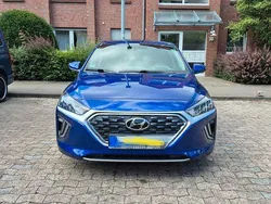 Blau Gebraucht 2022 Hyundai Ioniq Limousine | 19.500 € (Fairer Preis)