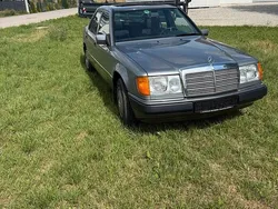 Grau Gebraucht 1991 Mercedes E200 Limousine | 10.000 €