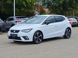 Weiß Gebraucht 2023 Seat Ibiza FR Limousine | 20.490 € (Fairer Preis)