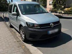 Grau Gebraucht 2017 VW T6 Van | 31.000 € (Guter Preis)