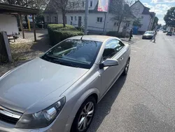 Gebraucht 2006 Opel Astra Cabriolet Edition Cabrio | 5.500 €