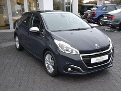 Grau Gebraucht 2018 Peugeot 208 Style Kleinwagen | 9.980 € (Etwas zu teuer)