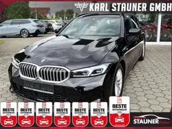 Black sapphire metallic (metallic) Gebraucht 2024 BMW 320e M Sport Kombi | 40.480 € (Fairer Preis)