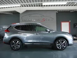 Grau Gebraucht 2018 Nissan X-Trail Tekna SUV | 18.950 € (Etwas zu teuer)
