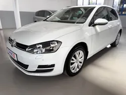 Weiß Gebraucht 2016 VW Golf VII Allstar Kleinwagen | 10.900 € (Fairer Preis)