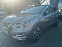 Grau Gebraucht 2021 Nissan Qashqai Akari SUV | 23.990 € (Etwas zu teuer)
