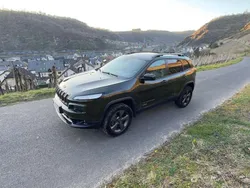 Grün Gebraucht 2017 Jeep Cherokee SUV | 19.900 € (Fairer Preis)