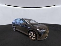 Mythosschwarz metall (metallic) Gebraucht 2022 VW ID.4 Pro Performance SUV | 24.699 € (Guter Preis)