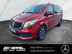 Rot Gebraucht 2022 Mercedes EQV300 Avantgarde Van / Kleinbus | 53.880 € (Teuer)
