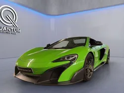 Grün Gebraucht 2017 McLaren 675LT Cabrio | 259.000 €