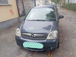 Blau Gebraucht 2006 Opel Meriva Van / Kleinbus | 900 € (Guter Preis)