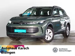 Grün Gebraucht 2024 VW Tiguan SUV | 37.890 € (Fairer Preis)