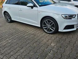 Weiß Gebraucht 2019 Audi A3 Sport Limousine | 19.800 € (Fairer Preis)