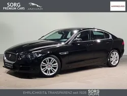 Schwarz Gebraucht 2015 Jaguar XE R-Sport Limousine | 17.000 € (Etwas zu teuer)