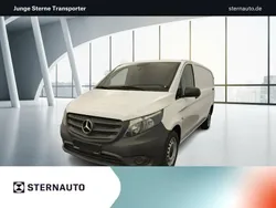 Weiß Gebraucht 2023 Mercedes Vito Van / Kleinbus | 32.071 € (Guter Preis)