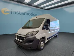 Weiß Gebraucht 2024 Peugeot Boxer Van | 26.199 € (Fairer Preis)