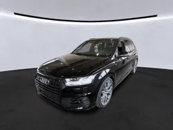 Orcaschwarz/deep black Gebraucht 2018 Audi SQ7 Sport SUV | 48.190 € (Guter Preis)