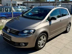 Kaschmirbraun Gebraucht 2012 VW Golf Plus Cross Match Van / Kleinbus | 6.650 € (Fairer Preis)