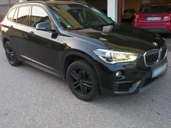 Schwarz Gebraucht 2018 BMW X1 Advantage SUV | 21.200 € (Fairer Preis)