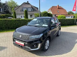 Schwarz Gebraucht 2020 Suzuki Vitara Club SUV | 13.990 € (Superpreis)