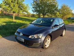 Blau Gebraucht 2016 VW Golf VII Comfortline Limousine | 12.000 € (Fairer Preis)