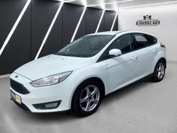Weiß Gebraucht 2016 Ford Focus Business Edition Limousine | 9.600 € (Fairer Preis)