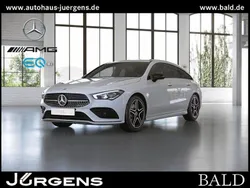 Weiss unilack polarweiß Gebraucht 2022 Mercedes CLA250e Shooting Brake AMG Kombi | 31.880 € (Fairer Preis)
